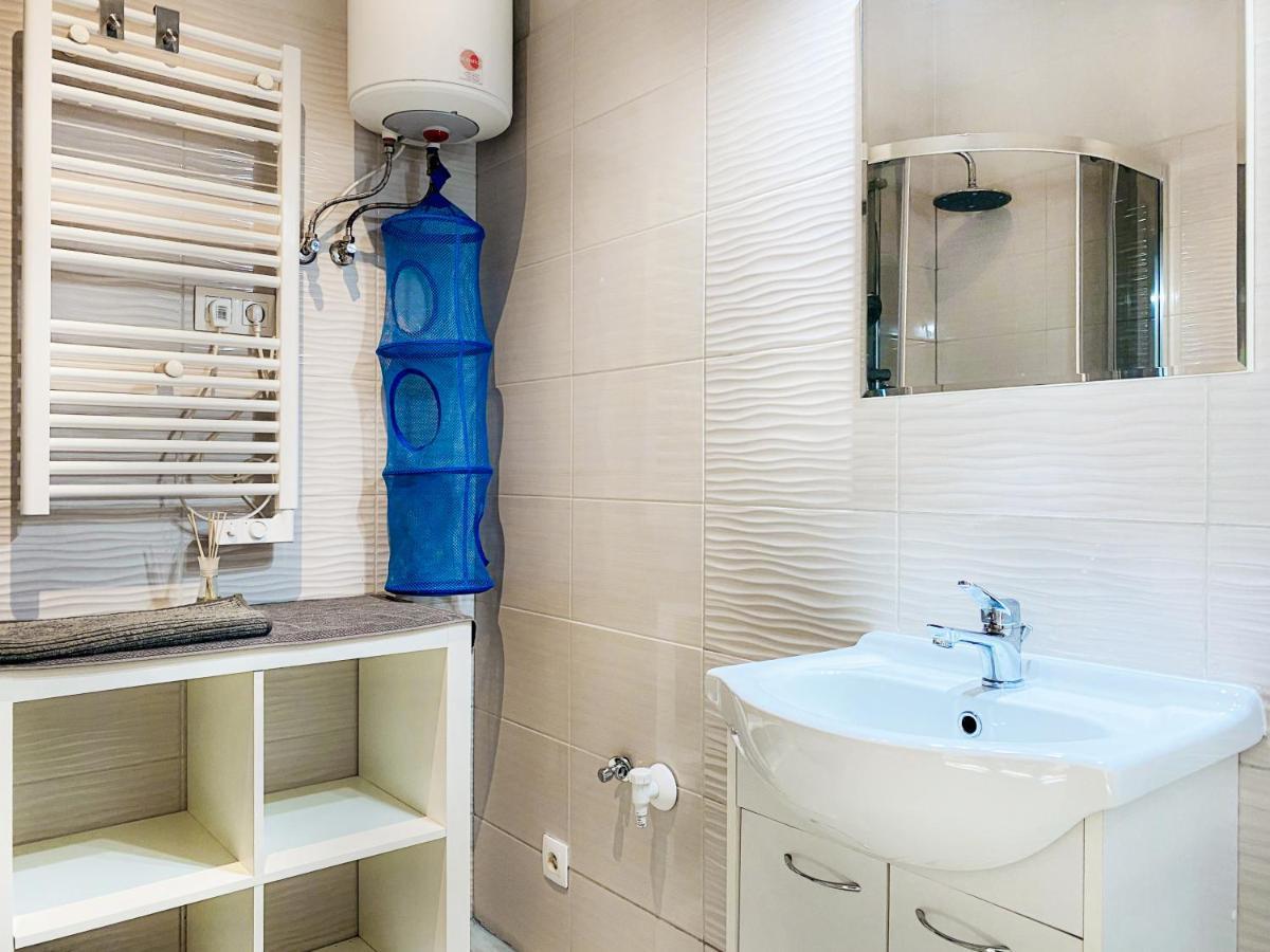 Apartment Next To Wawel Castle, Vistula River & Old Town Cracow Krakow Ngoại thất bức ảnh